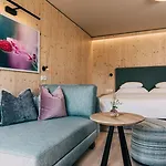 Schwaigerhof מלון 4*