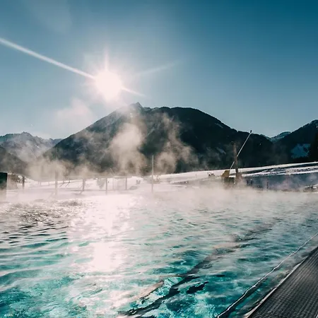 Schwaigerhof Hotel 4*