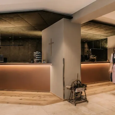 Schwaigerhof Hotel 4*