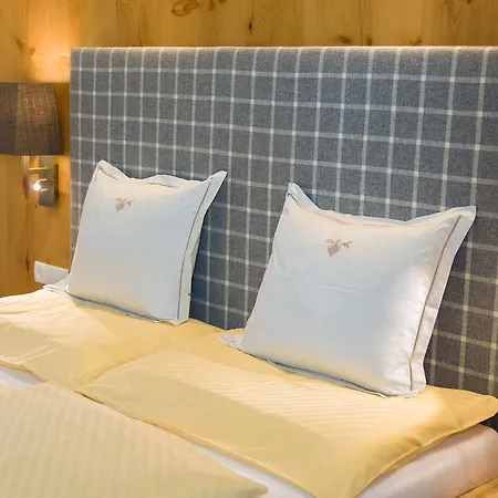 Schwaigerhof Hotel 4*