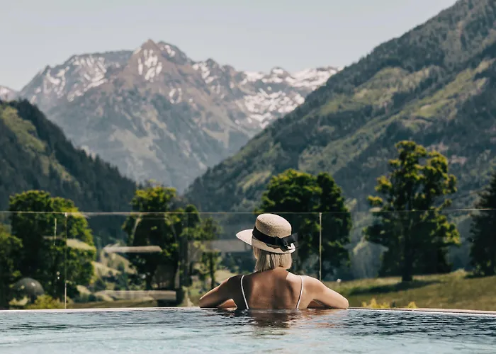 斯瓦契哈维酒店 酒店