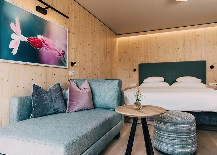 斯瓦契哈维酒店 酒店 4*