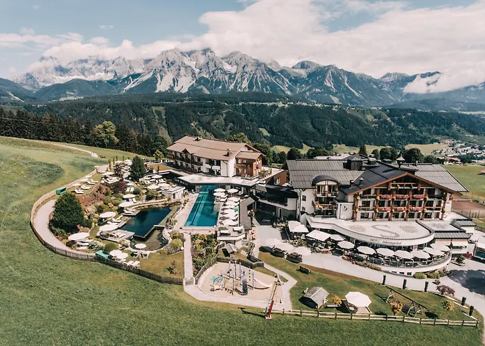 斯瓦契哈维酒店 4*